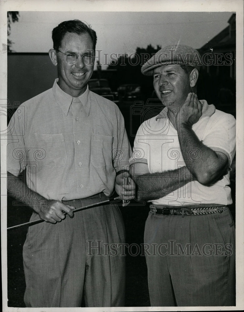 Press Photo Ralph Hutchison & Ellsworth Vines at Seioto golf club - net08783 - Historic Images