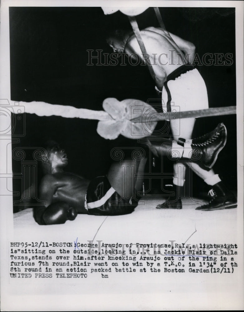 1954 George Araujo on canvas vs Jackie Blair in Boston bout - Historic Images