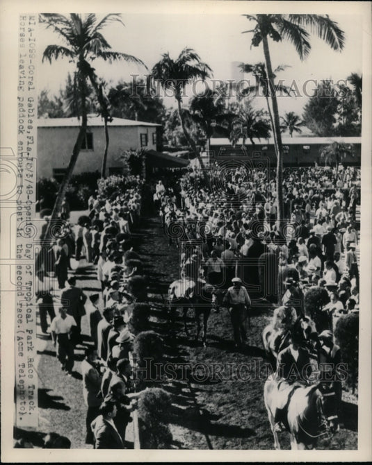 1948 Press Photo Opening day at Tropical Park Florida Race Track - net11273 - Historic Images