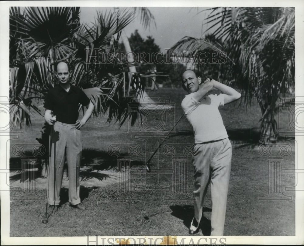 1935 Press Photo Louis L & Edwin R Barth golf at Miami Biltmore in Florida - Historic Images