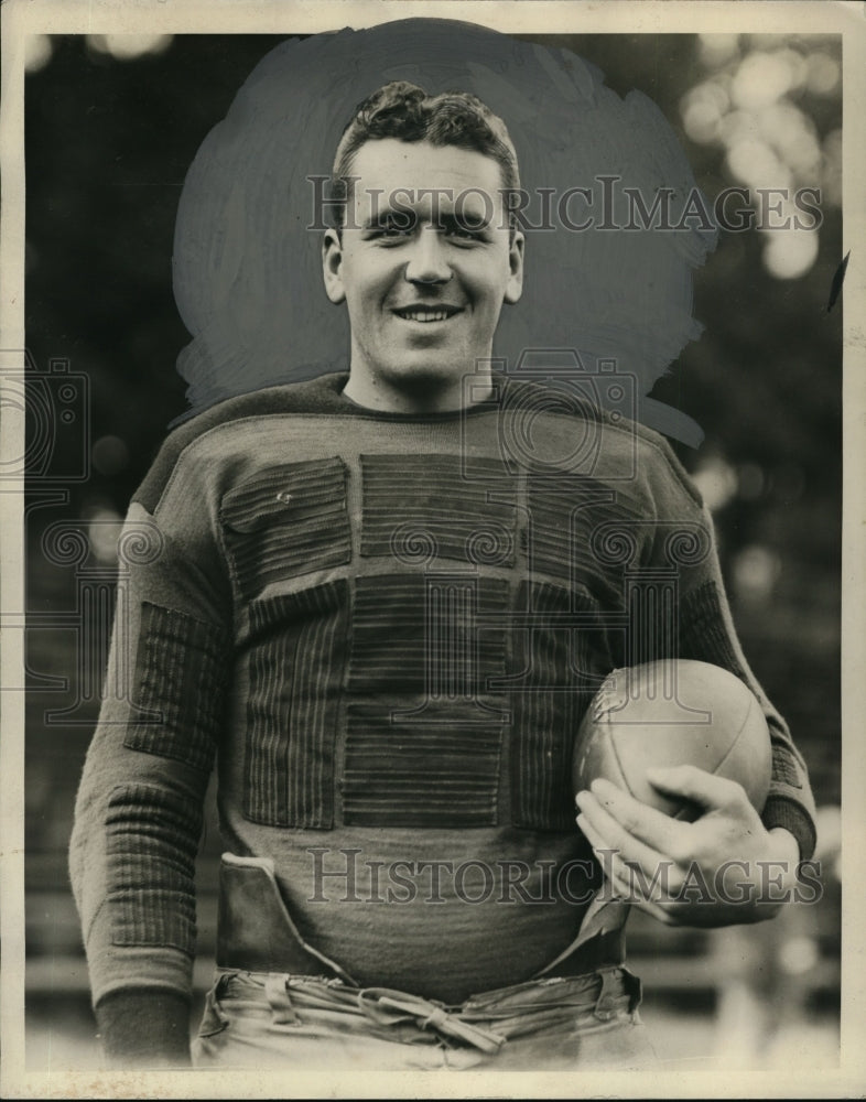 1929 Press Photo Warren McGuirk football tackle for Boston College - net13139 - Historic Images