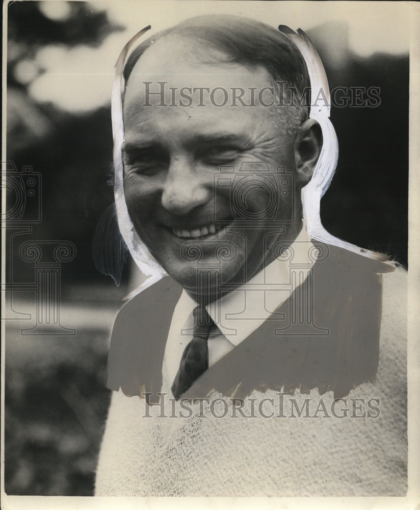 1929 Press Photo Dr OF Willing at a golf course - net14740- Historic Images