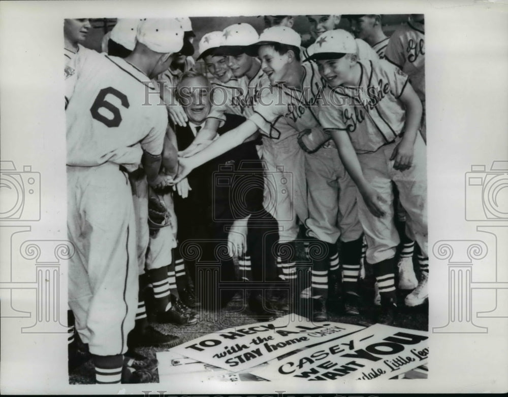 1960 Glendale California Little Leaguers &amp; Casey Stengel-Historic Images