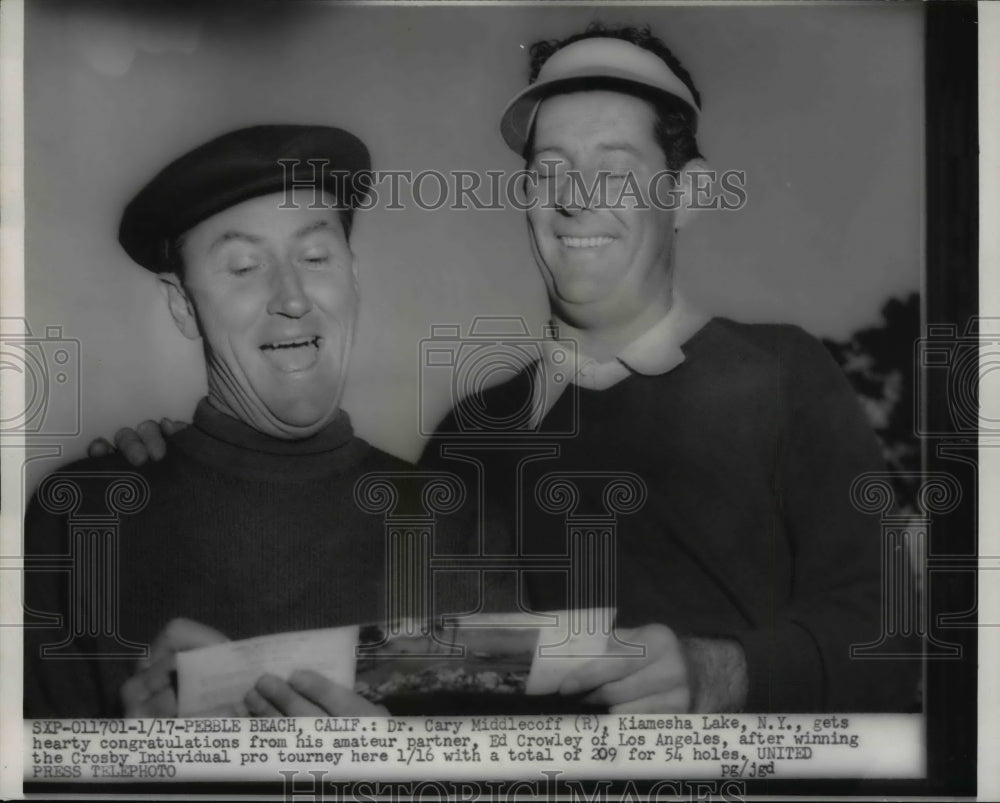 1955 Press Photo Dr Cary Middlecoff, Ed Crowley at Pebble Beach CA golf- Historic Images