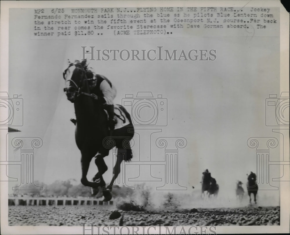 1951 Press Photo Fernando Fernandez on Blue Lantern wins at Oceanport NJ track - Historic Images