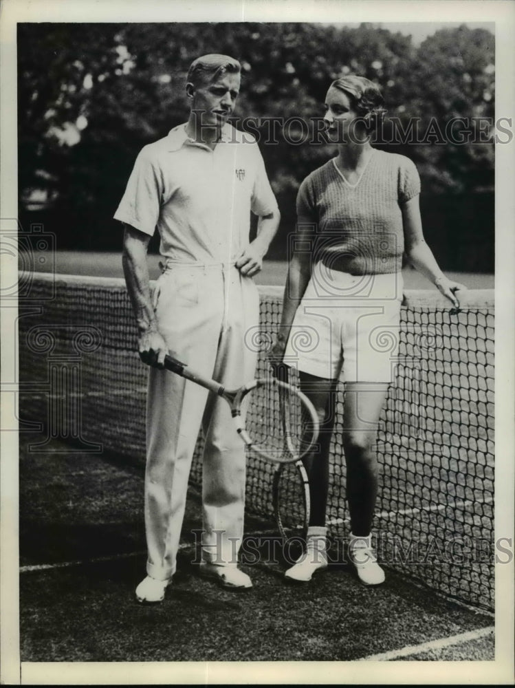 1934 Press Photo Mr &amp; Mrs Sidney Wood of NY at NAtional Doubles tennis - Historic Images