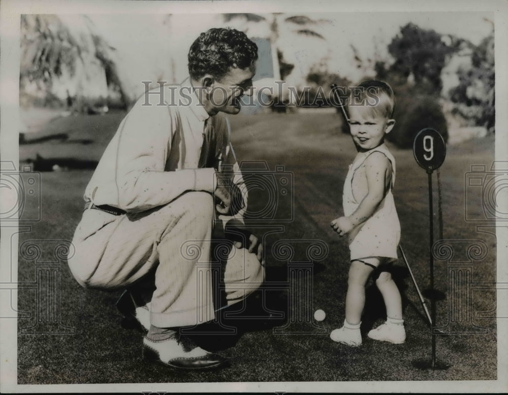 1936 Press Photo Johnny Revolta &amp; son John Jr at Miami Biltmore golf course- Historic Images