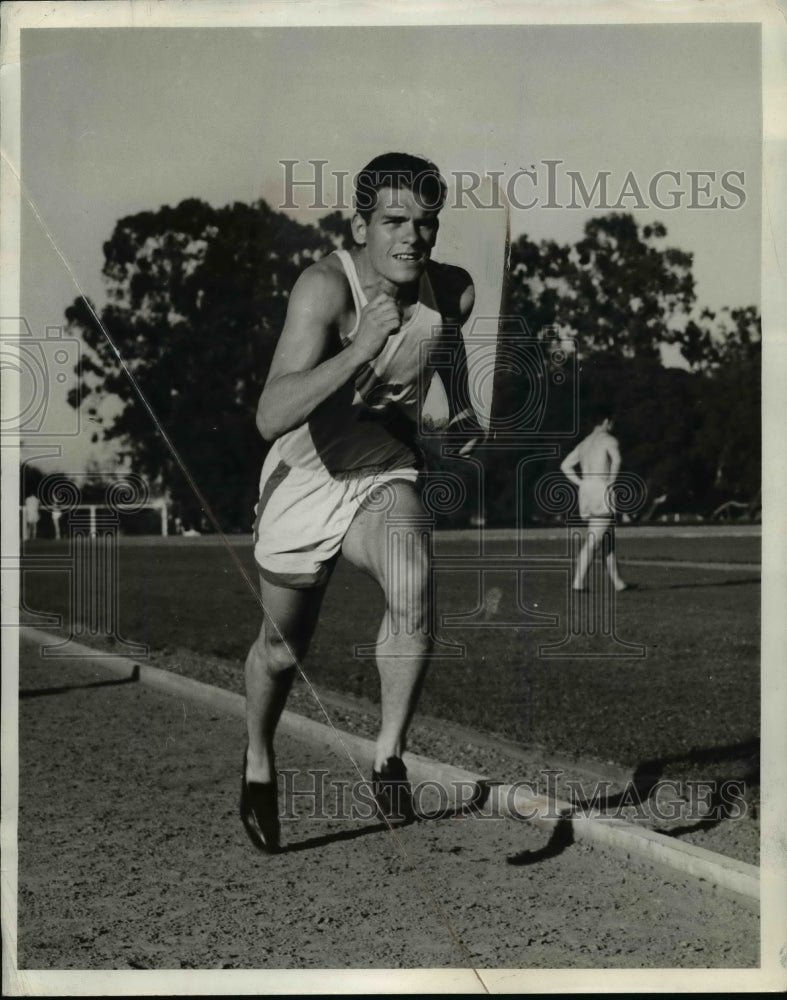 1939 Press Photo Clyde Jeffrey Stanford sprinter in the 440 yard dash - Historic Images