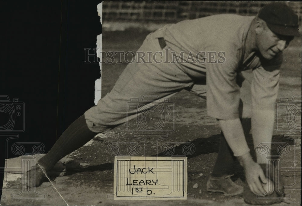 1954 Press Photo Baseball player Jack Leary - net26945 - Historic Images