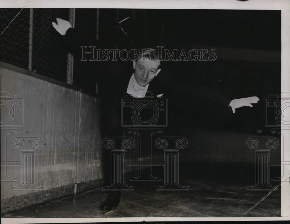 1939 Press Photo Robin Lee wins U.S. Figure Skating Championship for 5th time- Historic Images