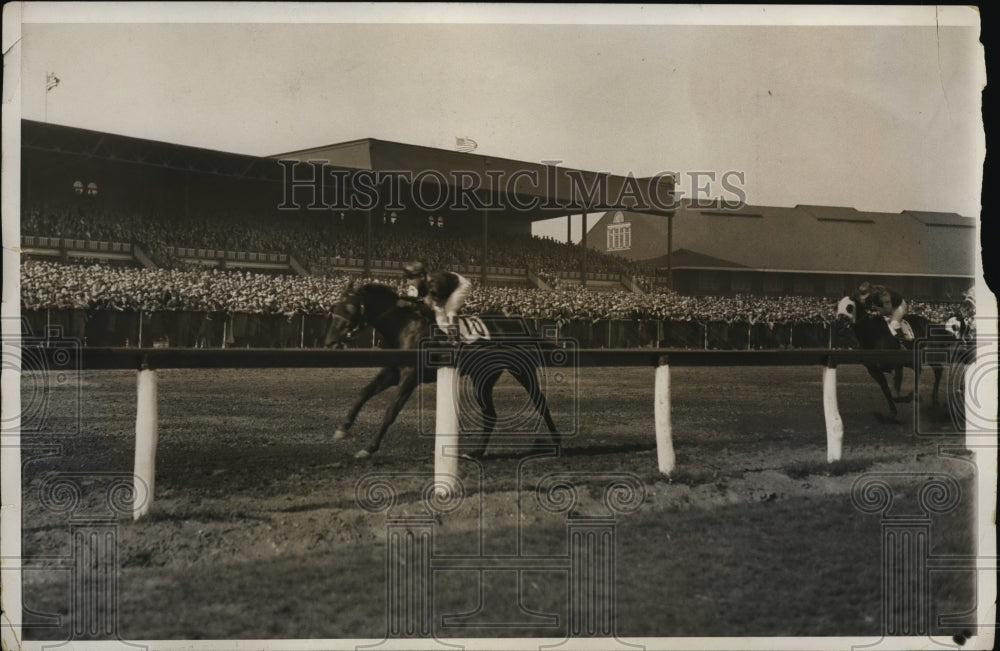 1931 Press Photo Jamaica race in NY Protractor, Mava & Judge Schilling - Historic Images