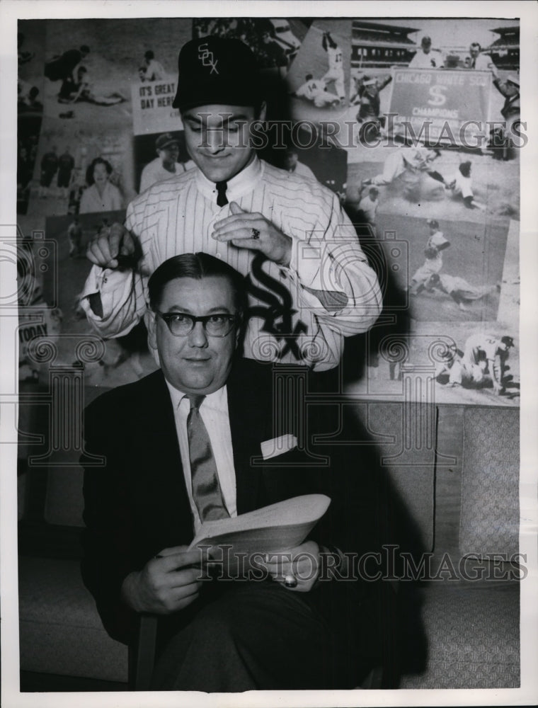 1961 Press Photo White Sox General manager Ed Short &amp; Chuck Gorney - net28256 - Historic Images