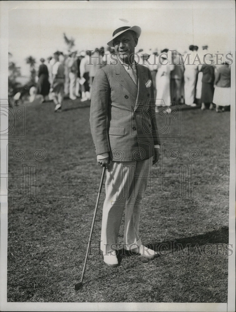 1934 Press Photo Golfer Ernie Holtz at Florida Women&#39;s Golf Championship - Historic Images