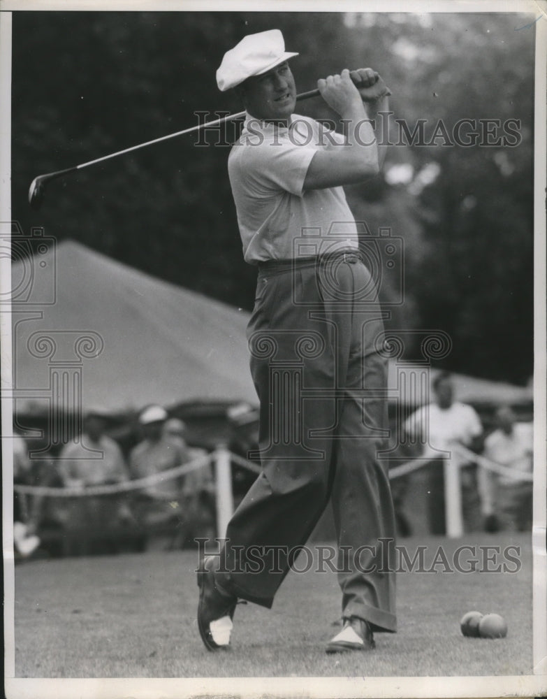 1951 Golfer John Barnum tees off at All-American golf tournament-Historic Images