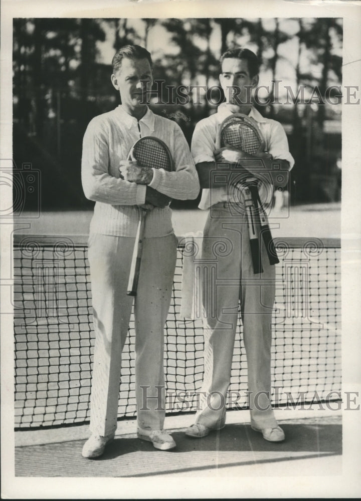 1937 Press Photo J Gilbert Hall and Wayne Sabin finalists in tennis tournament - Historic Images