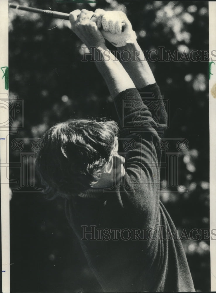 1974 Press Photo Pete Longo Blasts Off 11th Tee at Rolling Green for West Open- Historic Images