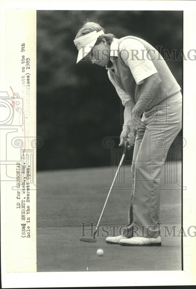 Golfer Jeff Sanders Missing Putt on 9th Hole-Historic Images