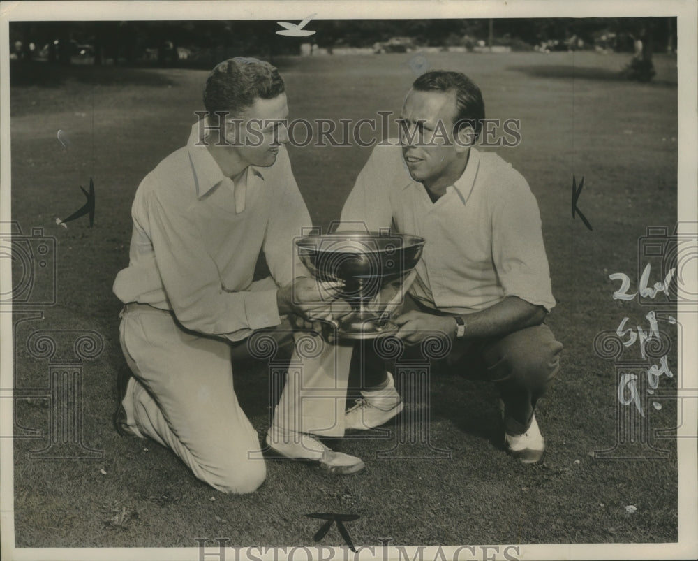 1939 Golfers William Barclay and John W Bailey hold trophy - Historic Images