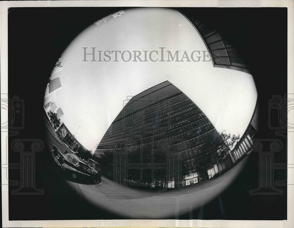 1962 Press Photo UN Building in New York Seen Through Fish Eye Camera Lens - Historic Images