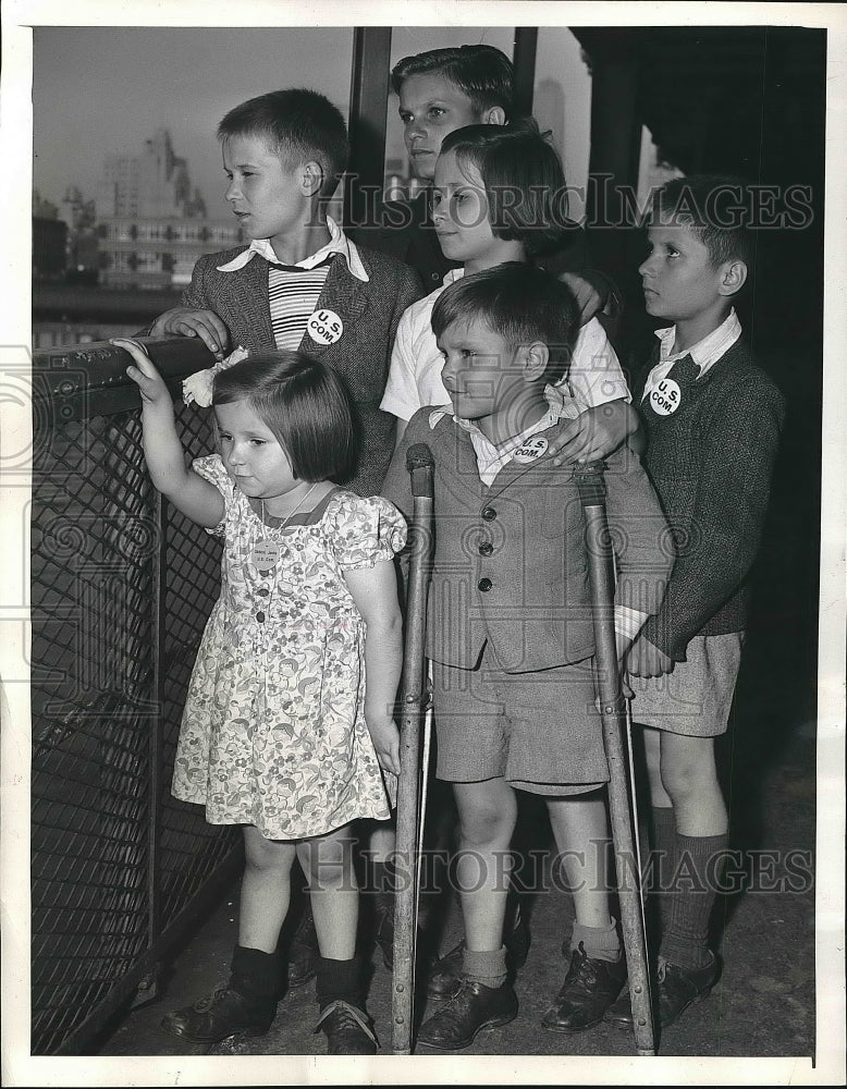 1946 Press Photo Jania Skibicki, Franciszek, Edward, Irene, Maciensla, Tadeusz - Historic Images