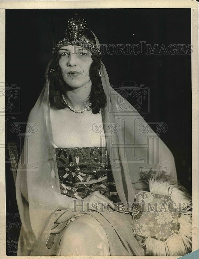 1927 Press Photo Geraldine Shepard, New York Dubutante, "Night in Bagdad" - Historic Images