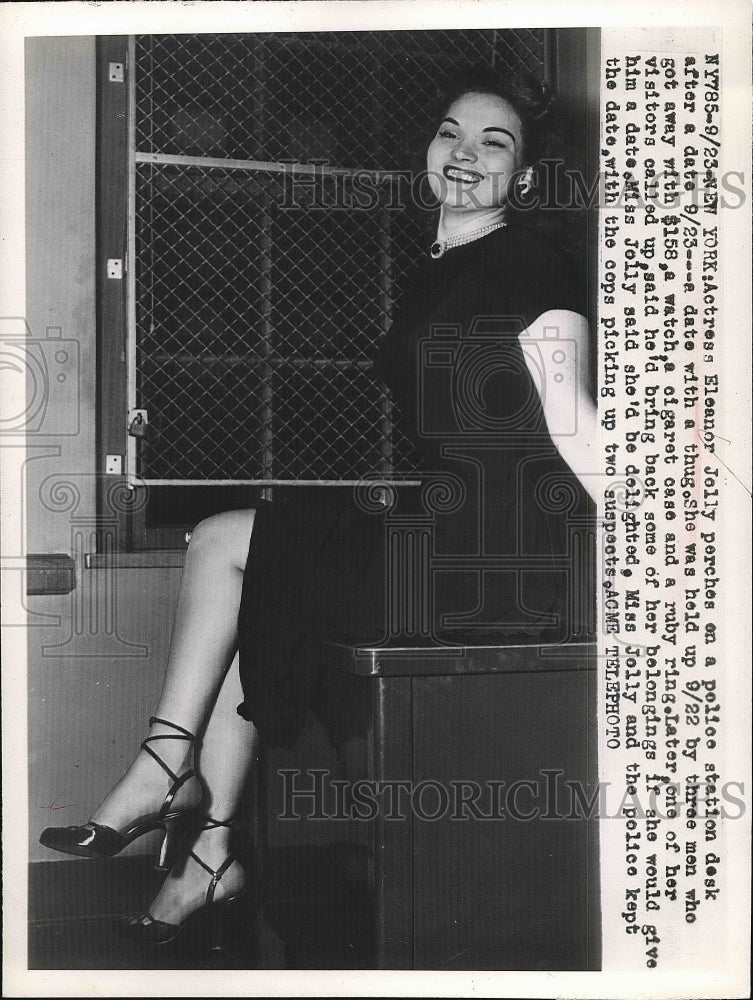 1949 Press Photo Actress Eleanor Jolly after being held up by three men - Historic Images