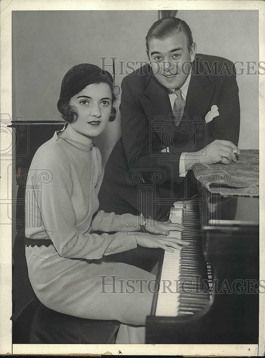 1931 Press Photo Mr. and Mrs. Morton Downey on Radio's Camel Quarter Hour - Historic Images
