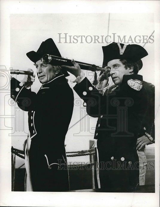 1963 Press Photo English Actors David Buck, Terence Longdon - Historic Images