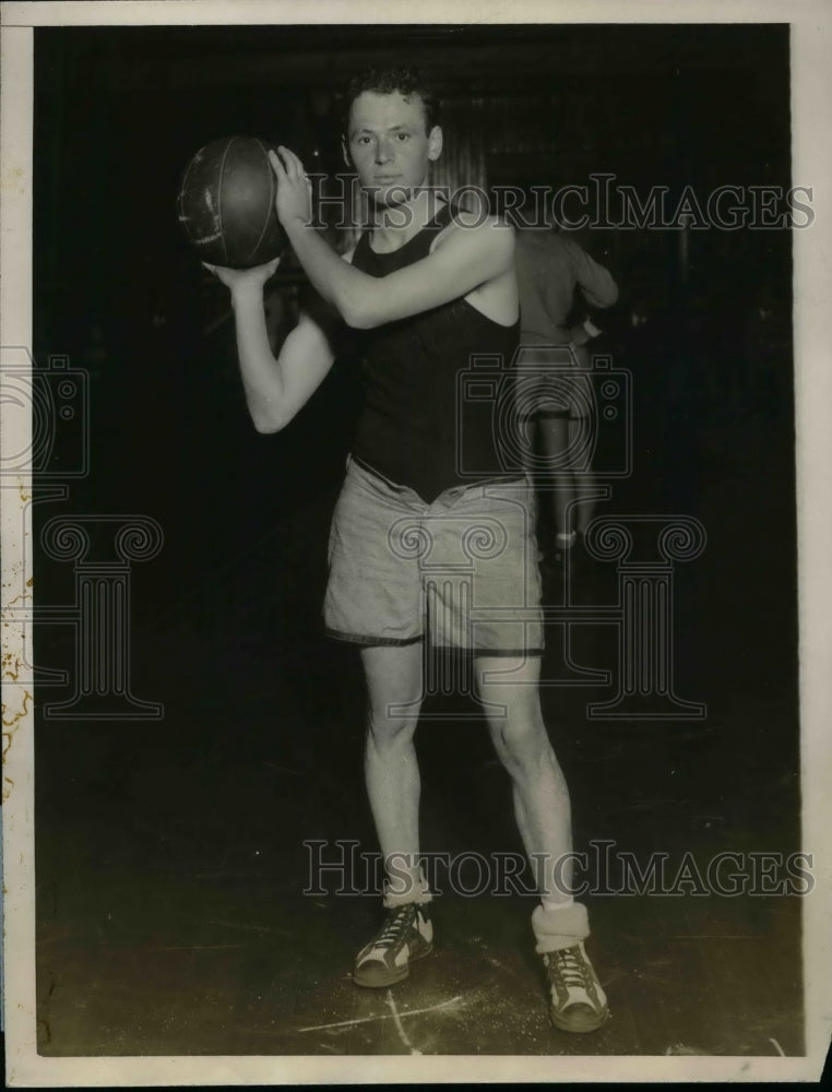 1929 Press Photo L.E. Nassau, Basketball Forward, Yale University, New Haven - Historic Images