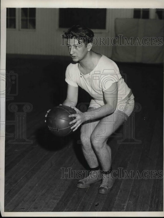 1931 Press Photo Sam Sterhell of New York University Basketball Team - Historic Images