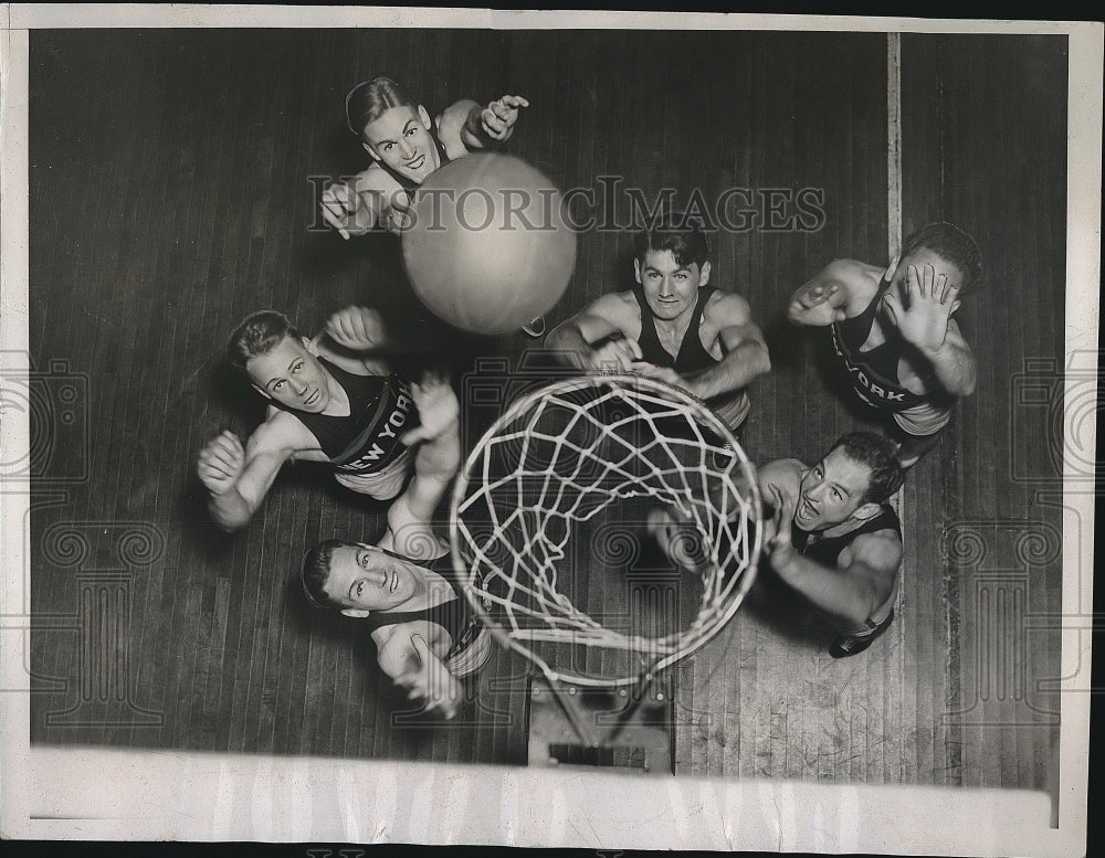 1933 Press Photo New York University Basketball Practice - Historic Images