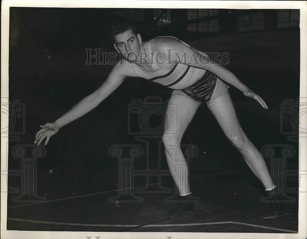 1939 Press Photo Bill Ogilvie, Center for University of California Basketball - Historic Images
