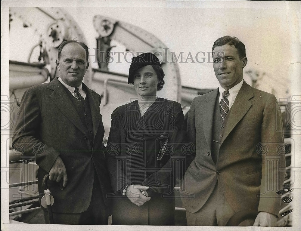 1933 Press Photo F. Trubee Davison, Mrs. Davison, Lt. E.Ocesada, Hunting Trip - Historic Images