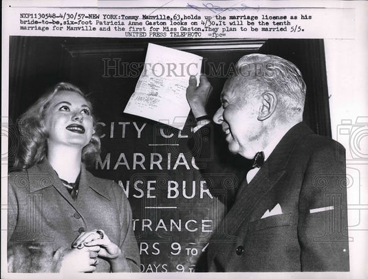 1957 Press Photo Playboy Millionaire Tommy Manville & 10th Bride - Historic Images