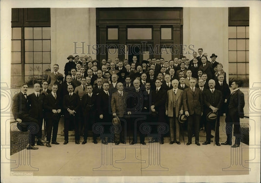 1921 Press Photo Lord Riddle & Correspondents - Historic Images