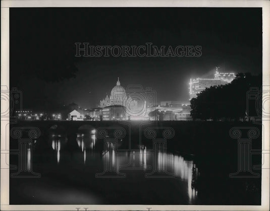 1950 Press Photo Capitol Building at Night - Historic Images