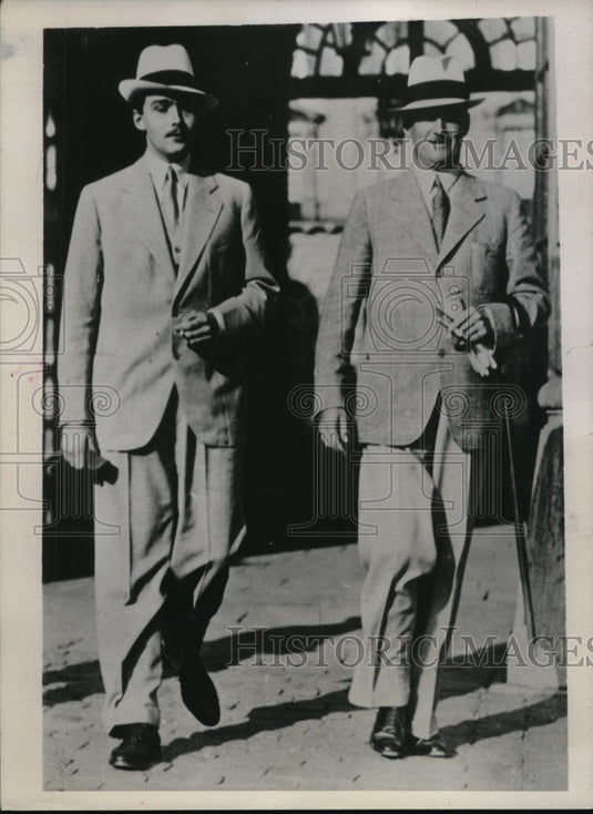 1934 Press Photo Archduke Otto of Hapsburg and Swedish King at Royal Palace. - Historic Images