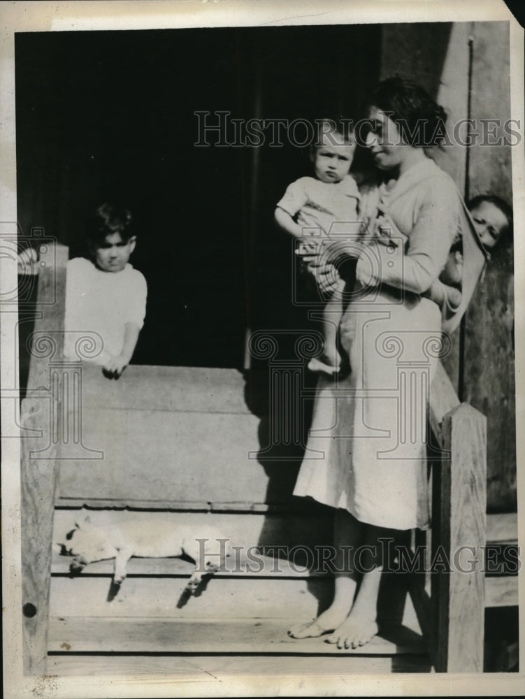 1932 Press Photo Mrs. Yuen Wong participated in capture of escaped convict - Historic Images