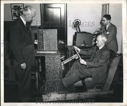 1951 Press Photo Dr. Frederick Pertsch, Dr. Herbert Stack & Richard Sheppard - Historic Images