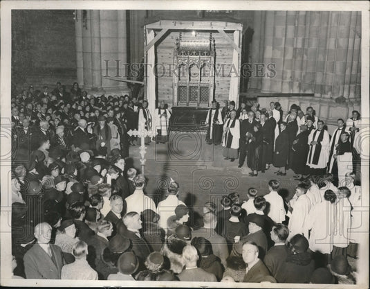 1932 Press Photo Memorial Dedicated St John The Devine - Historic Images