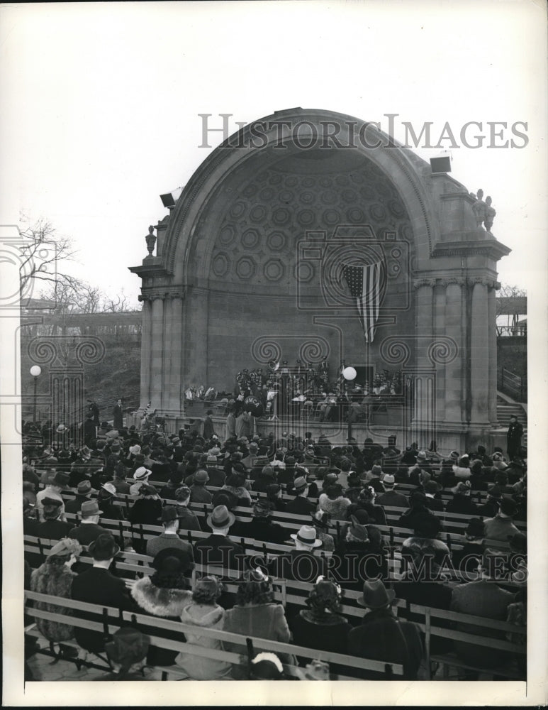 1941 Press Photo Easter Sunrise Service Central Park - Historic Images