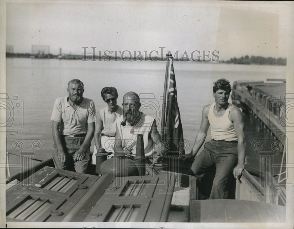 1934 Press Photo Crew of the Valkyrie at the end of 126-day sea voyage - Historic Images