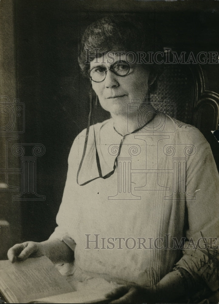 1925 Press Photo Winifred Lee Wayne - Historic Images