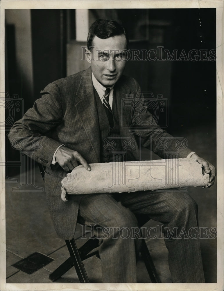 1937 Press Photo Jothom John of Univ. of Pennsylvania with Lead Pipe From Italy - Historic Images