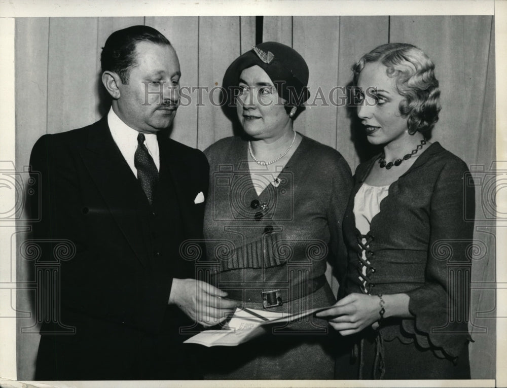 1932 Press Photo Mrs Maud Osmon Harris and daughter Sally Atty William J. - Historic Images