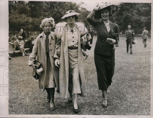 1936 Press Photo Nancy Beadleston, Mrs. C. Perry Beadleston & Mrs. John Davis - Historic Images