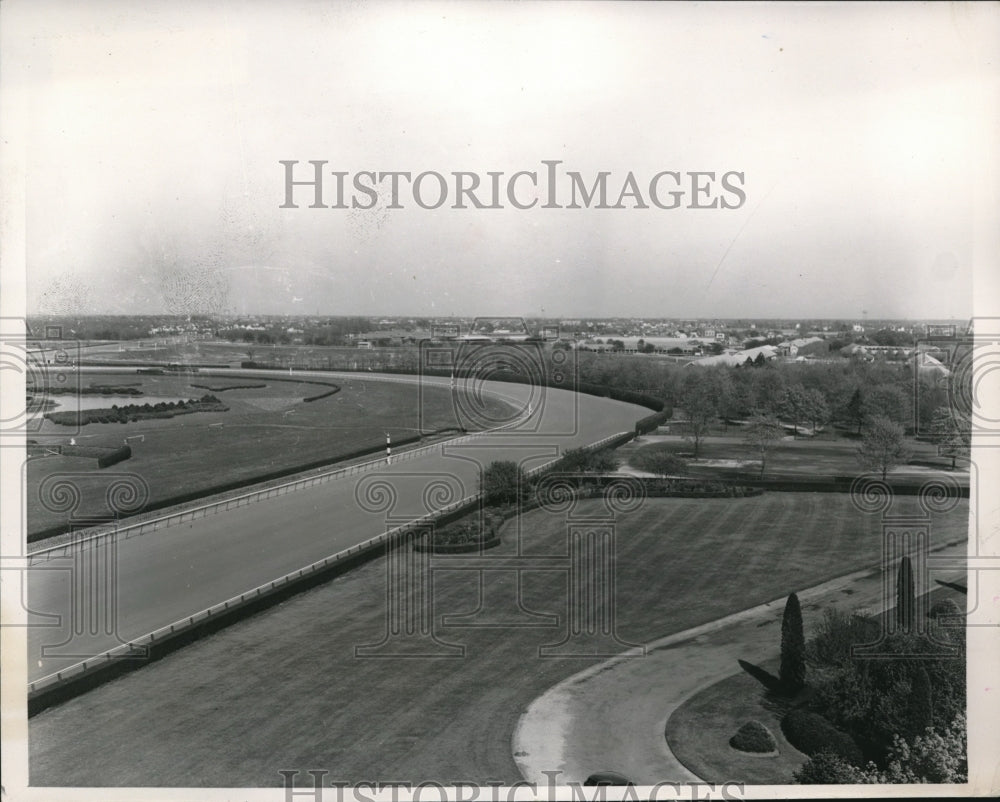 1940 Press Photo Belmont Park gets ready for the new racing season with new - Historic Images