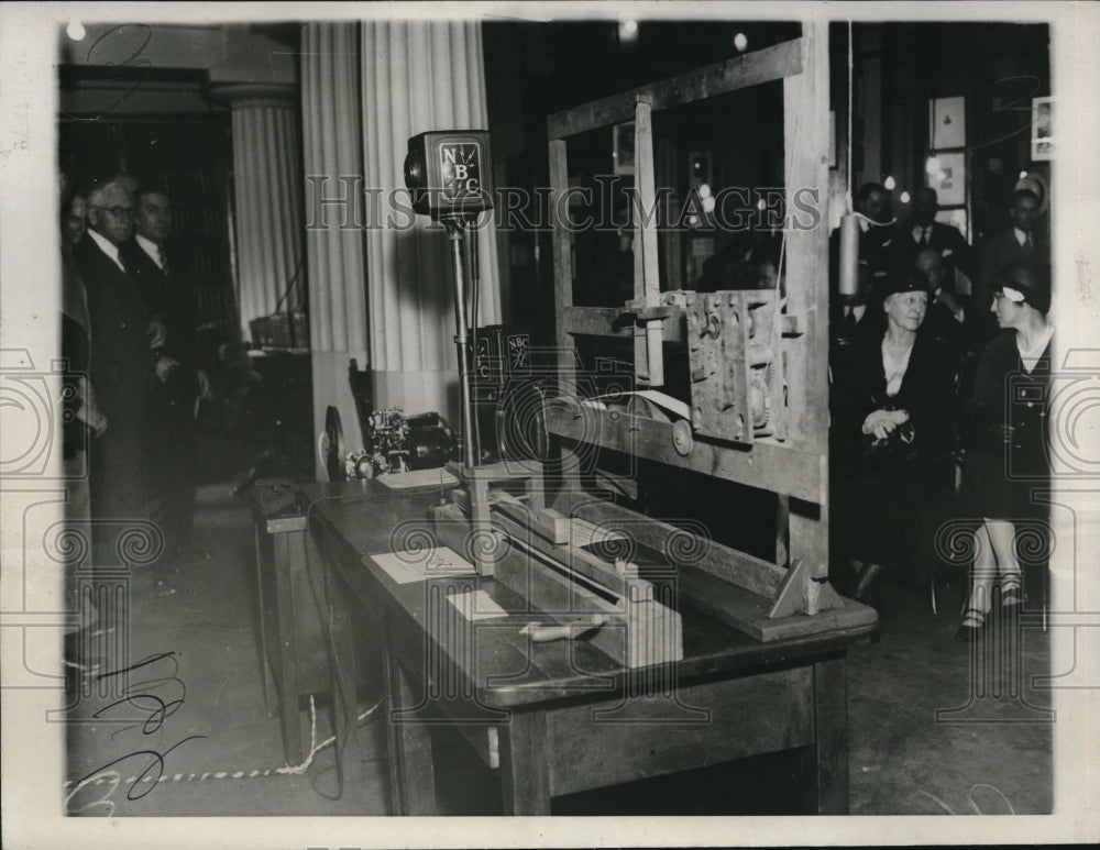 1932 Press Photo 100th Anniversary of the telegraphs instrument in Capitol. - Historic Images