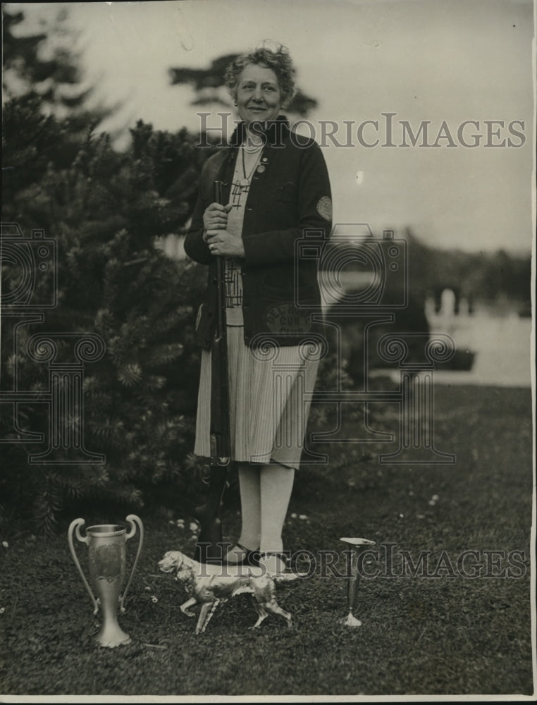 1929 Press Photo A.S. Harolds of Ca. wins 5 trophies - Historic Images