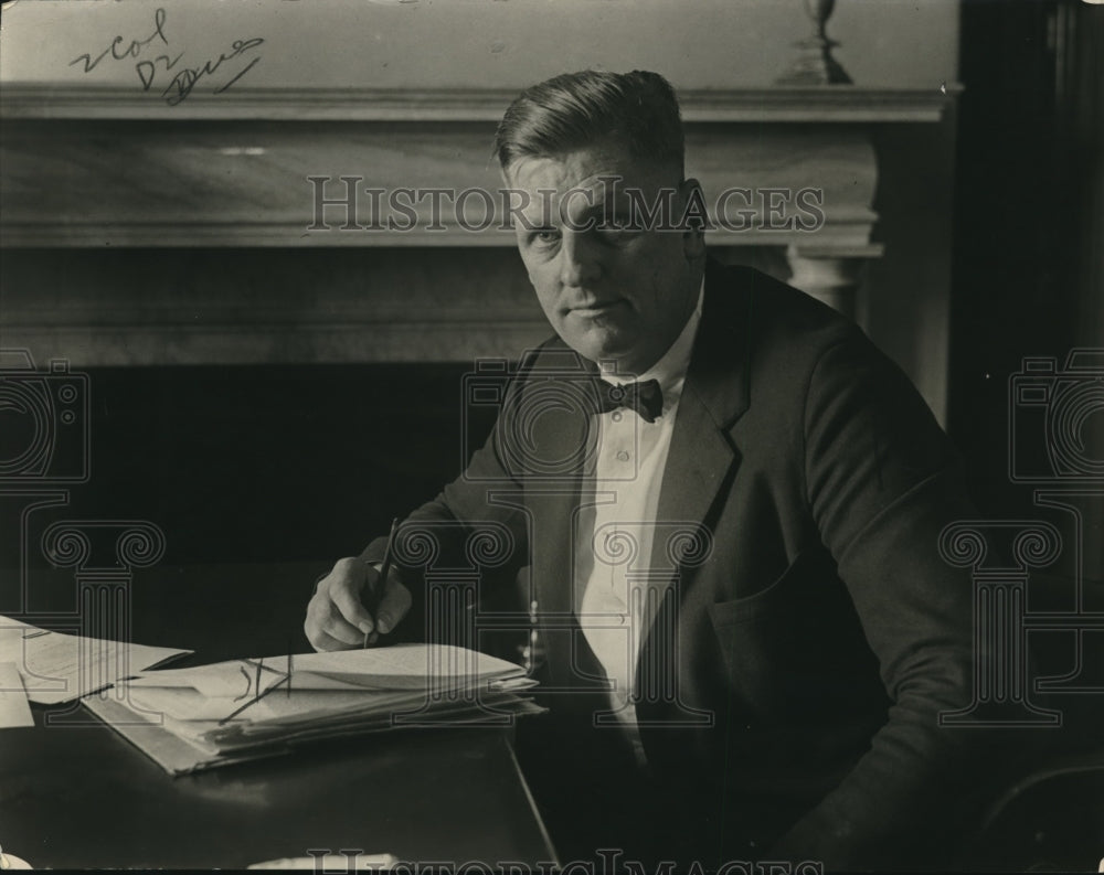 1924 Press Photo Earl J Davis Special Counsel Aiding In Investigating IRS - Historic Images